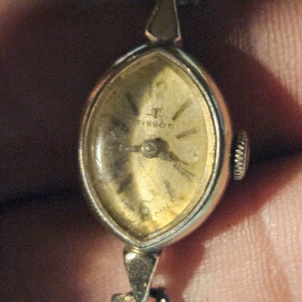 StunningTissot Vintage Gold Womens Watch